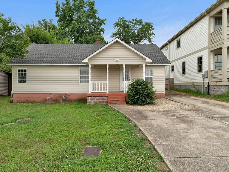 5206 Georgia Ave — Photo 1