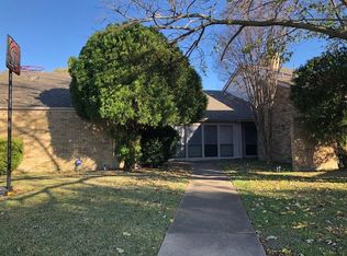9816 Ferris Creek Pl, Dallas, TX 75243