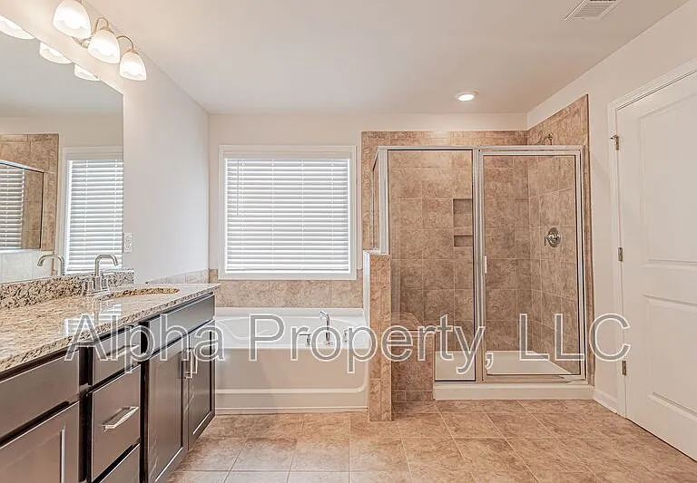 540 Yellow Fox Rd — Photo 21