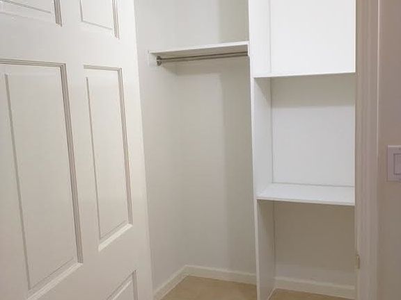3rd image of 6506 Grand Central Pkwy APT 1A