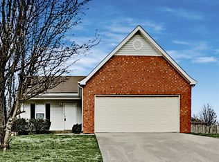1637 Jo Ann Dr, La Vergne, TN 37086