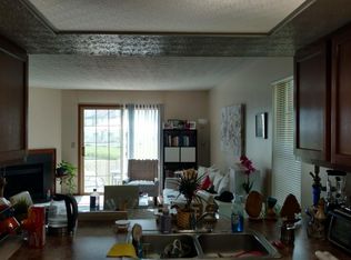 1318 Lane On The Lk, Columbus, OH 43235