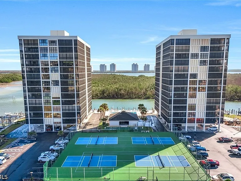 26235 Hickory Blvd #7C — Photo 31