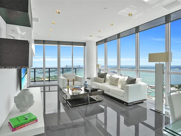 1100 Biscayne Blvd #6001 — Photo 5