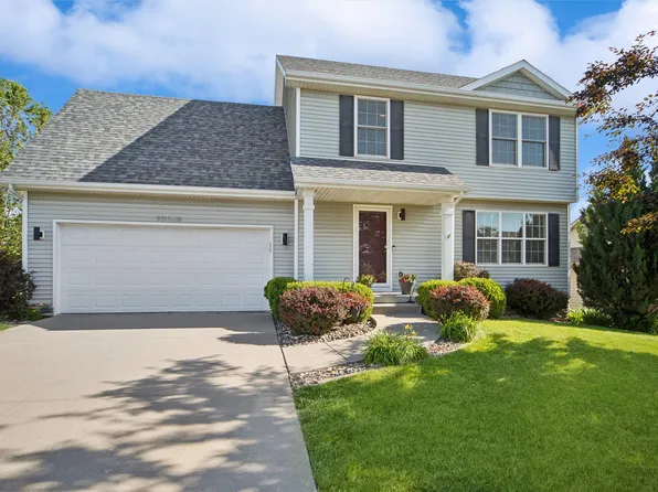 10313 Stonecrest Dr, Johnston, IA 50131