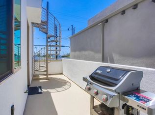 855 Sapphire St #B, San Diego, CA 92109
