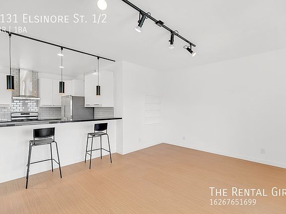 4th image of 2131 Elsinore St #1/2