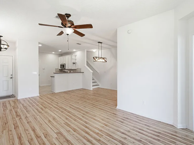 6119 Bartram Village Dr — Photo 6