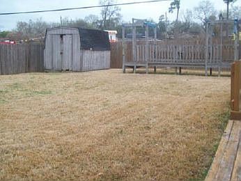 3rd image of 14918 Grassington Dr