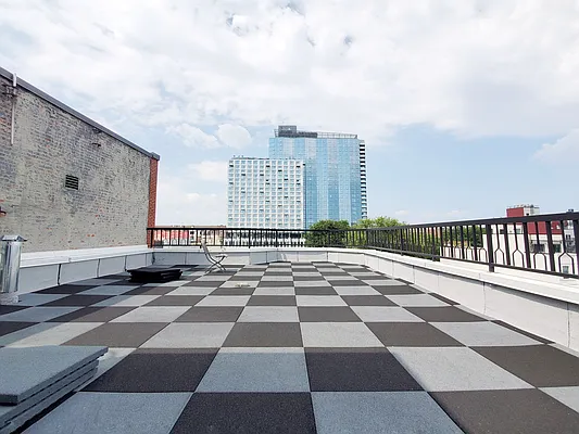 Rented by Rentall Group Inc | media 6