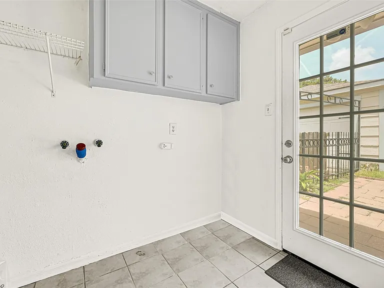 539 Belwin Dr — Photo 31