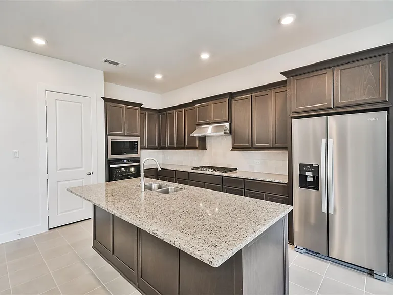 7216 Stillmeadow Grove Dr — Photo 9