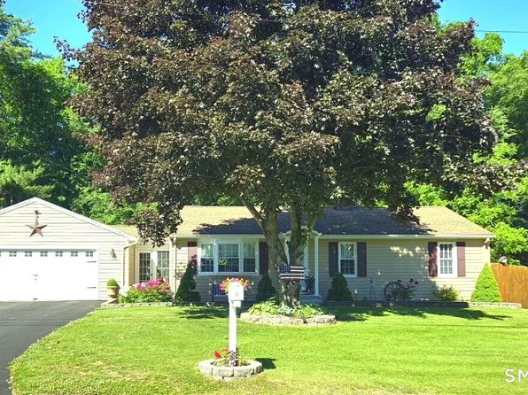 32 Ronald Road, Plymouth, CT 06786