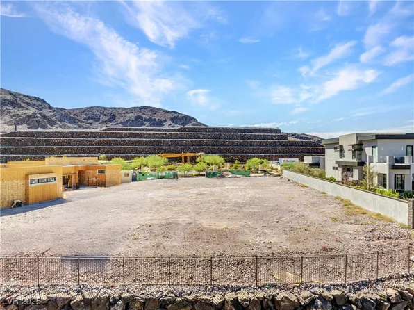 12 Sanctuary Peak Ct, Henderson, NV 89012