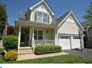 27 Eastbridge Dr, Robbinsville, NJ 08691