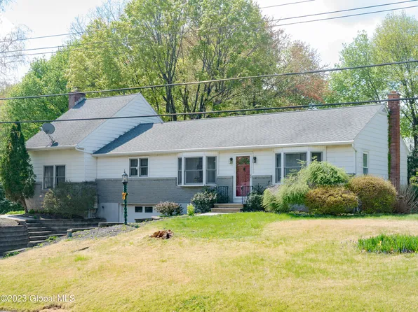 37 Fane Court, Troy, NY 12182