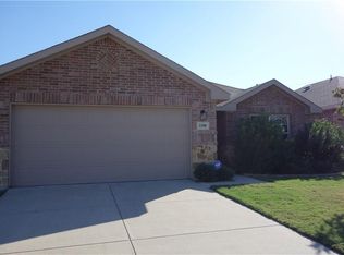 2208 Splendor Ct, Arlington, TX 76010