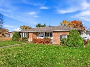 100 Koehler Dr, Sharpsville, PA 16150