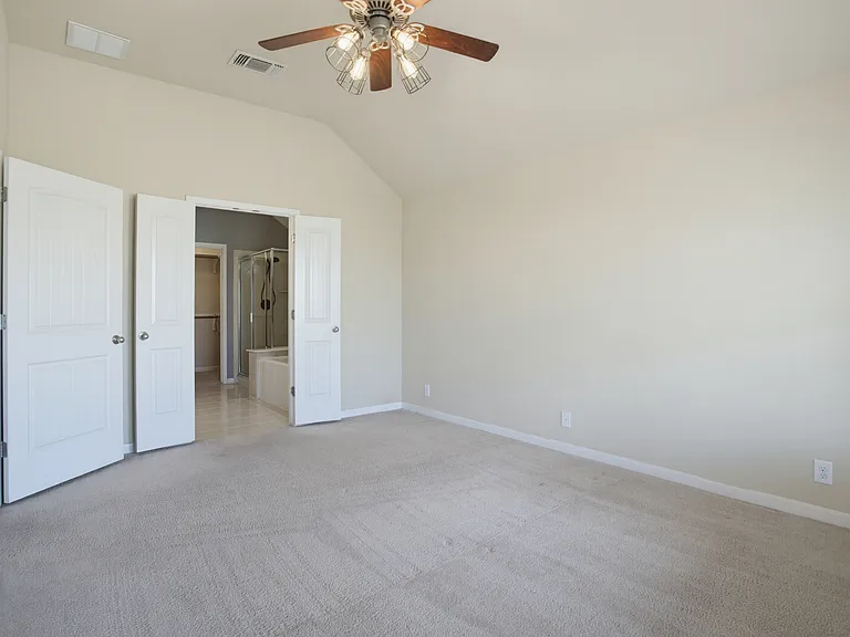 30612 Holstein Rd — Photo 19