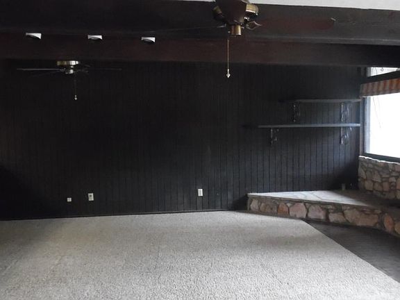 4th image of 2599 Country Club Dr