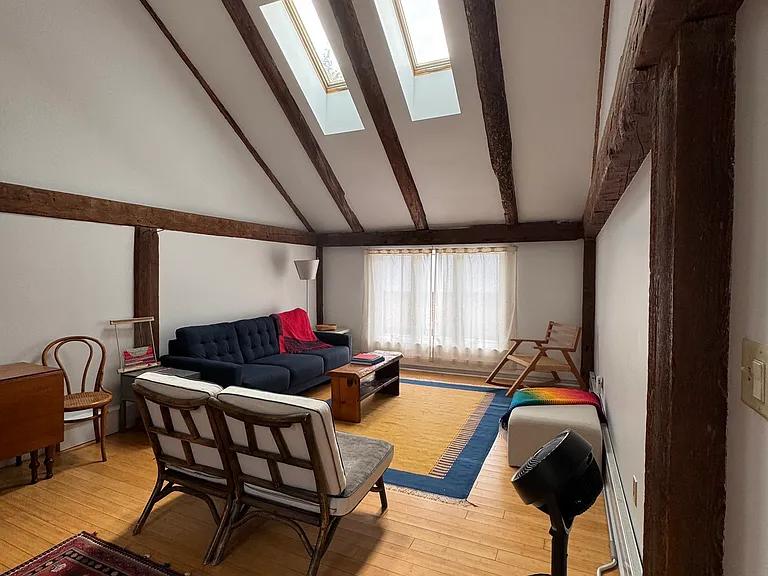 41 West St — Photo 2