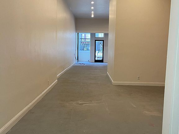 2nd image of 937 Geary St