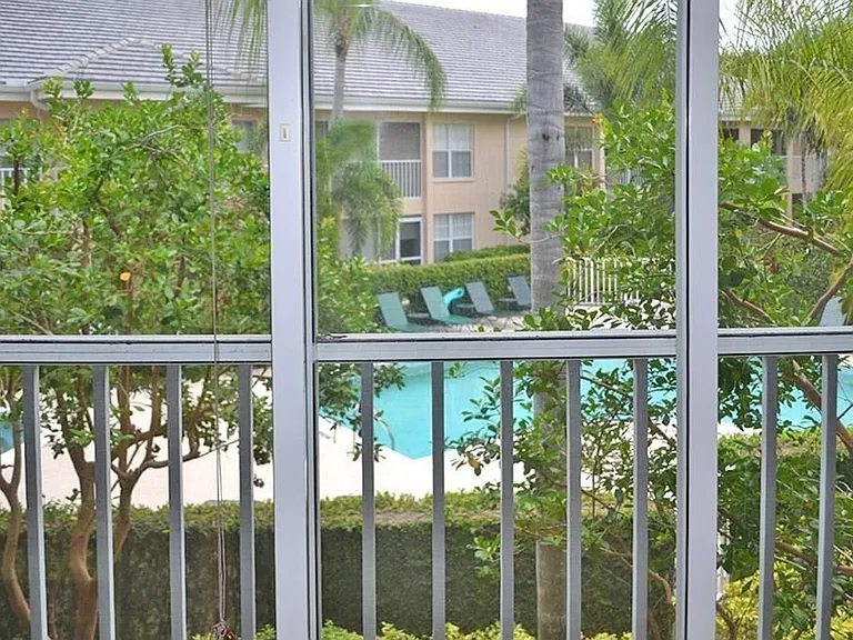 5635 Turtle Bay Dr #6 — Photo 17