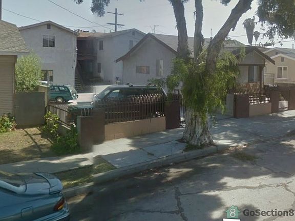 3rd image of 3119 W 63rd St APT 3