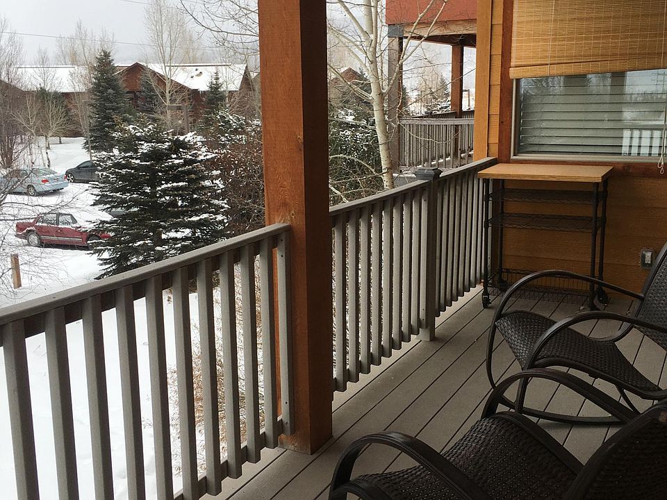 Deck-1 off diningroom