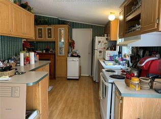 1609 Sand Plant Rd, South Charleston, WV 25309