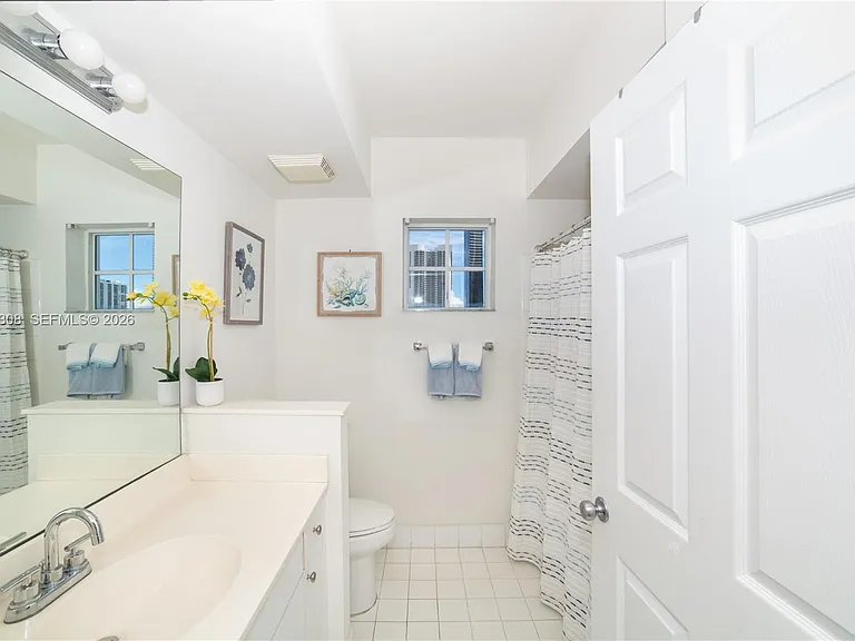 17150 N Bay Rd #2914 — Photo 35
