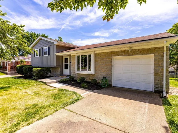 1745 Sunset Dr, Hamilton, OH 45013