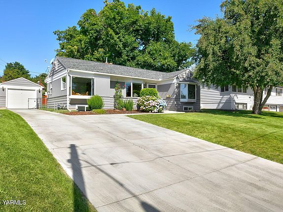 3rd image of 702 S 31st Ave