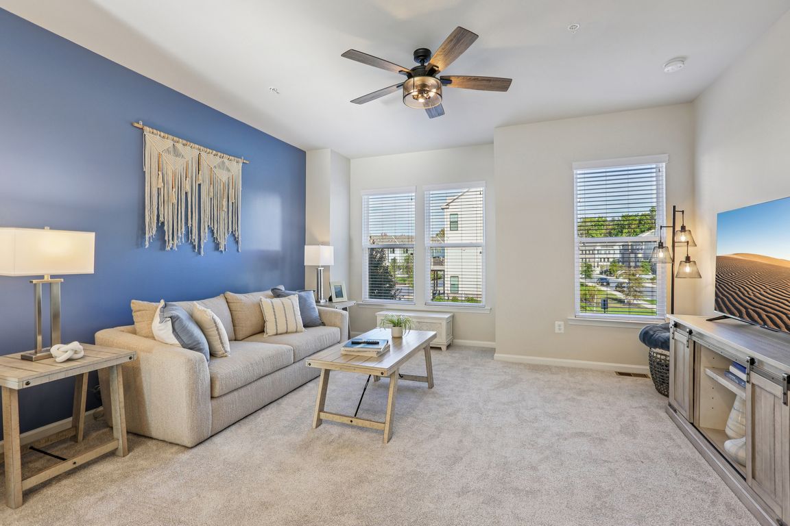 next background image