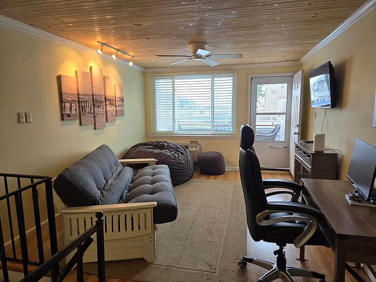 9510 Amherst Ave #114 — Photo 3