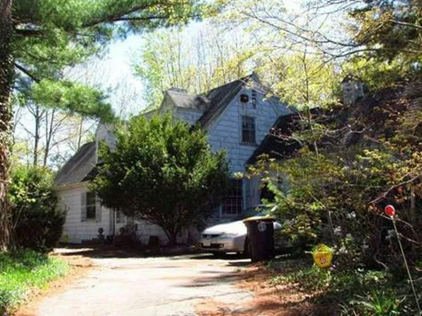 40 Homestead Ave, Weymouth, MA 02188
