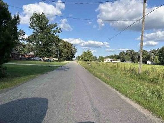 Exterior Neighborhood (street photo)