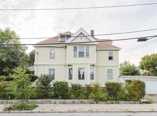 61 Whitmarsh St, Providence, RI 02907