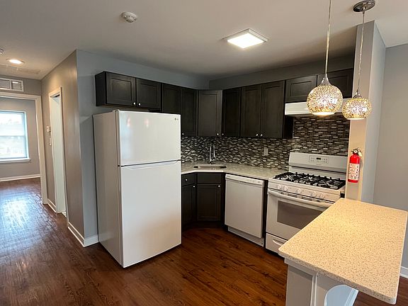5th image of 1802 Edgmont Ave #3