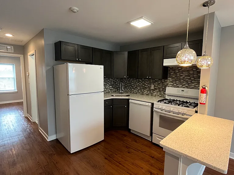 1802 Edgmont Ave #3 — Photo 5