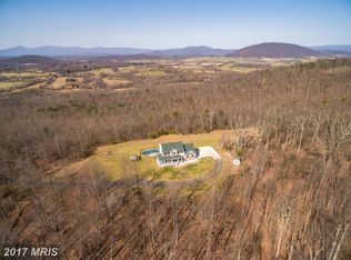 3870 Dixon Valley Dr, Marshall, VA 20115