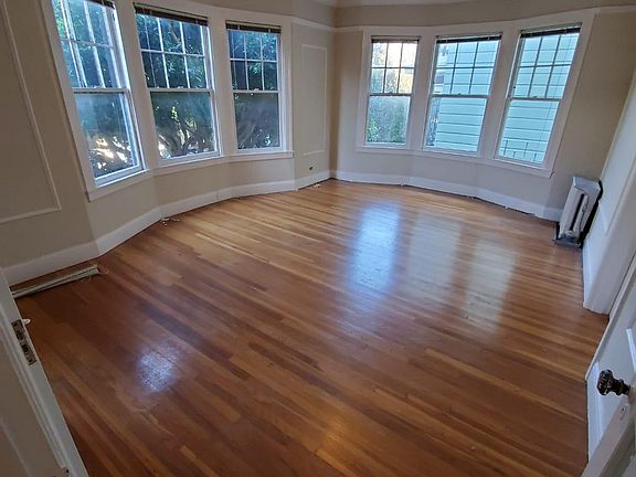 2nd image of 1485 Waller St APT 105