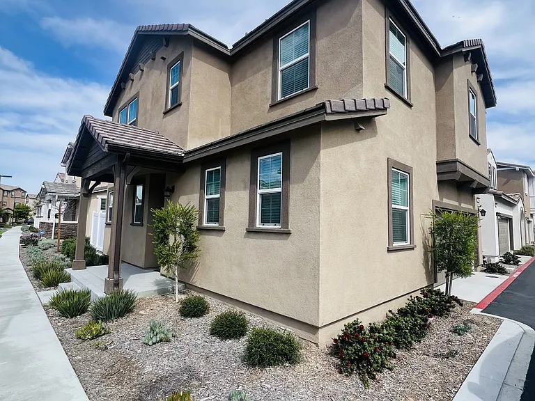 40383 Birchfield Dr — Photo 2