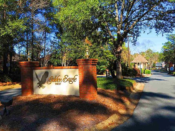 3rd image of 2113 Golden Eagle Dr W