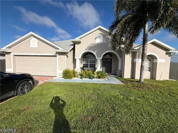 2101 NW 14th Ter, Cape Coral, FL 33993