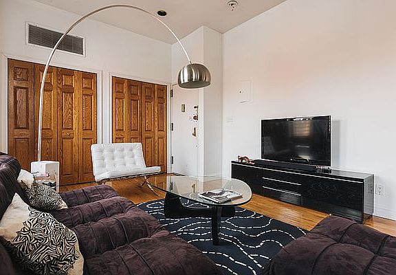 2nd image of 906 Fulton St Floor 1