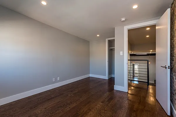 Rented by Nooklyn NYC LLC | media 20