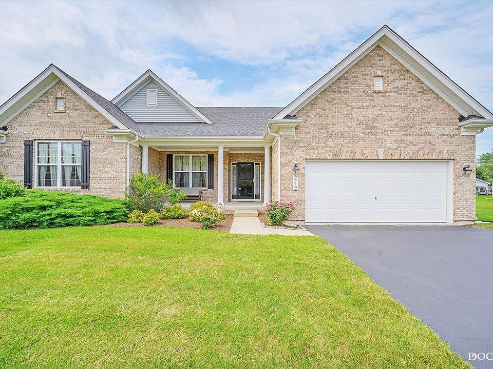 1st image of 419 Yolane Dr
