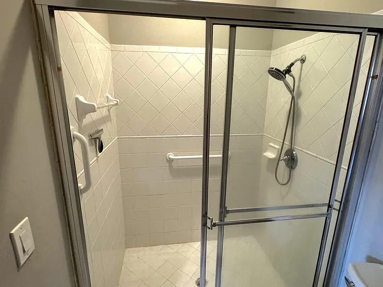 4907 Pelican Mnr — Photo 28