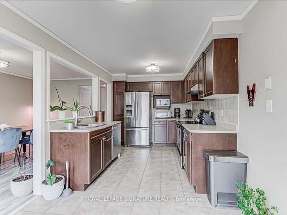 4th image of 39 Jonesridge Dr